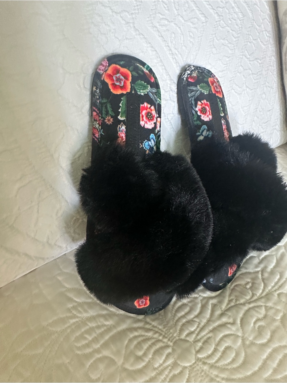 Johnny Was Crisscrossed Slipper